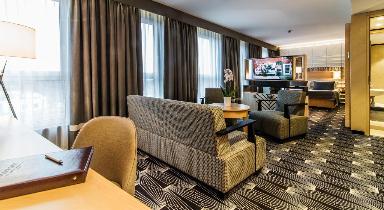 Airport Okecie 4* Warschau